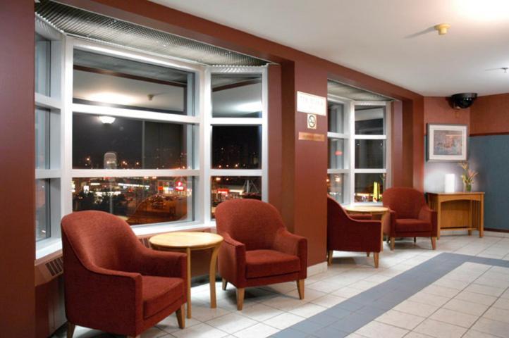 Norwood Hotel ウィニペグ エクステリア 写真