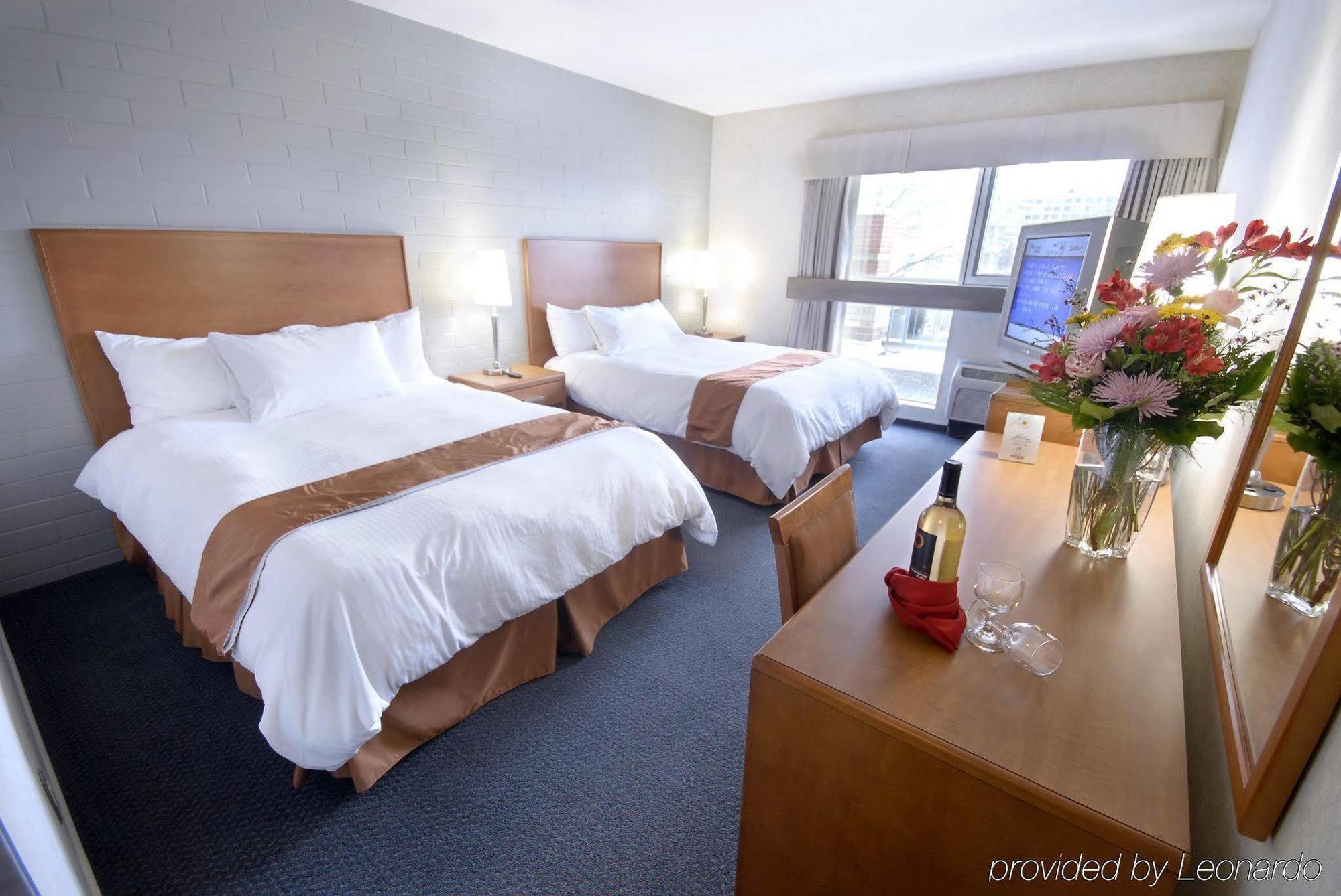 Norwood Hotel ウィニペグ エクステリア 写真
